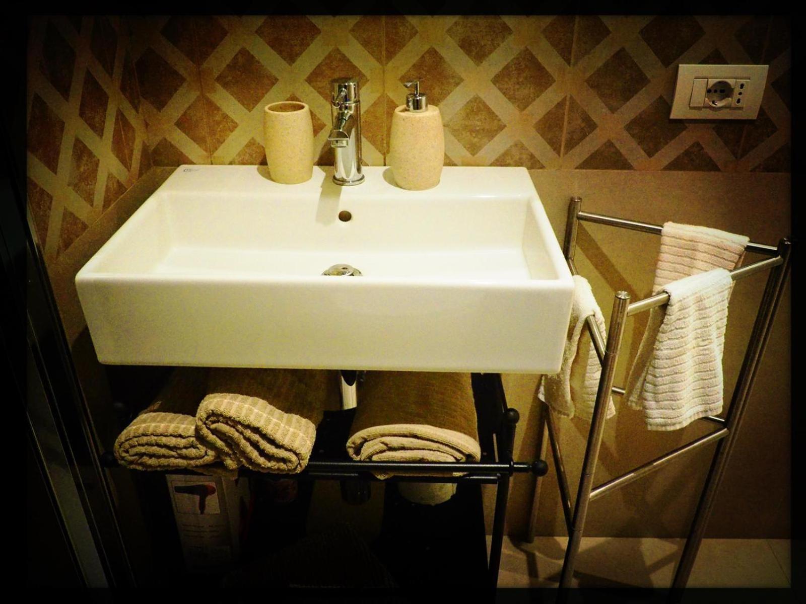 Smile House. Intero Trilocale 15 Min. Dal Centro Apartment Mailand